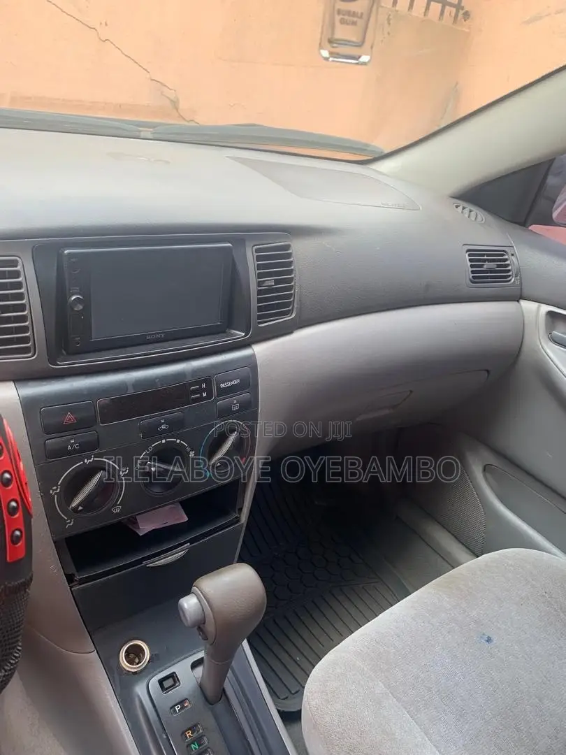 Toyota Corolla 2003
