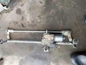 Wiper Engine for Volkswagen Tiguan,  2013 Model 2010 Model.  Tokunbo.