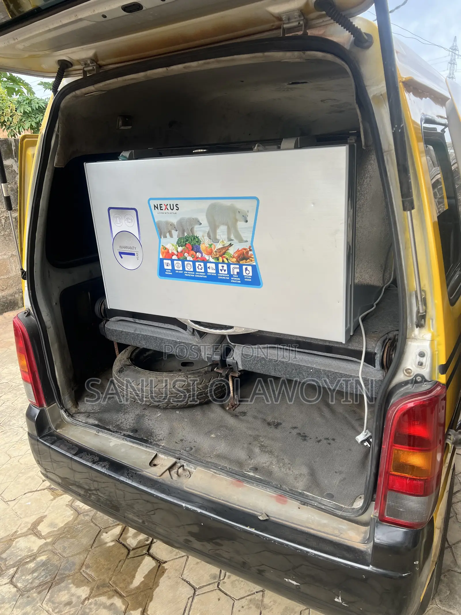Suzuki Every 2012 Yellow