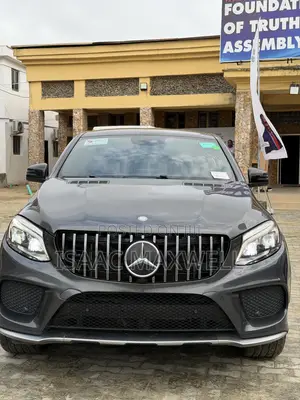 Mercedes-Benz GLE-Class 2016 Gray