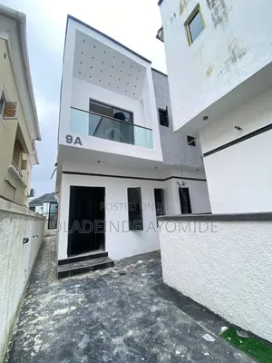 4bdrm Duplex in Chevron for sale