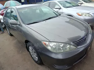 Toyota Camry 2006 Gray