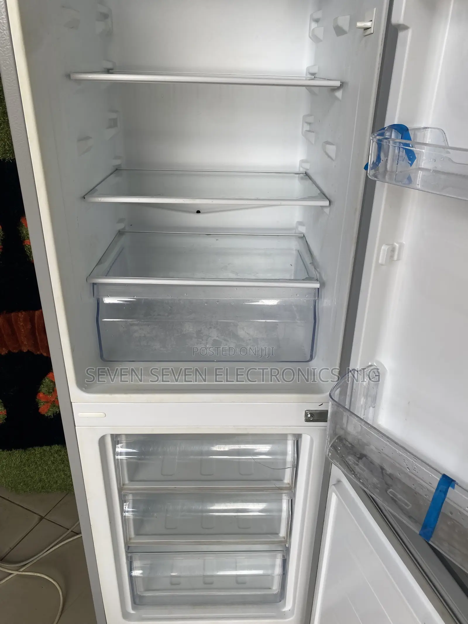 Skyrun Fridge BCD157