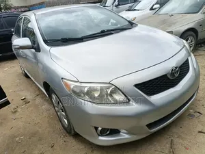 Toyota Corolla 2009 Silver
