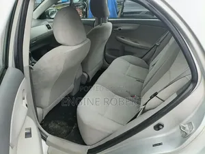 Toyota Corolla 2009 Silver