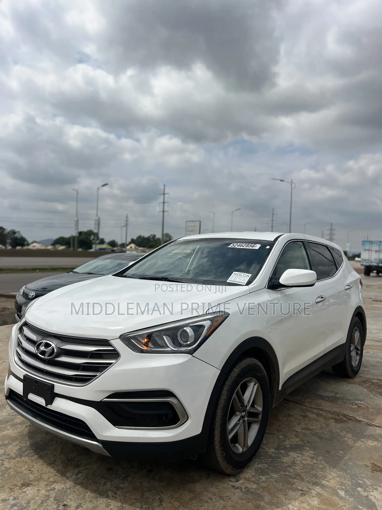 Hyundai Santa Fe 2017 White