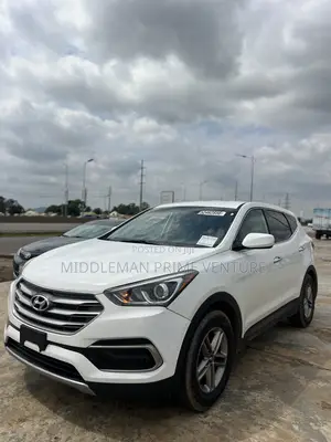Hyundai Santa Fe 2017 White
