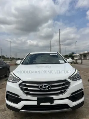 Hyundai Santa Fe 2017 White