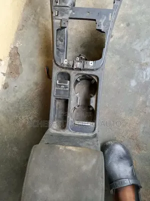 Complete Armless for Volkswagen Tiguan 2010 Model.  Direct Tokunbo