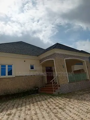 3bdrm Bungalow in Idu Industrial for sale
