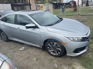 Honda Civic 2017 Silver