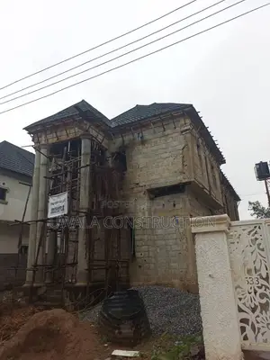 5bdrm Duplex in Idu Industrial for sale
