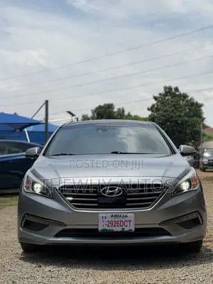 Hyundai Sonata Limited 4dr Sedan (2.4L 4cyl 6A) 2015 Gray