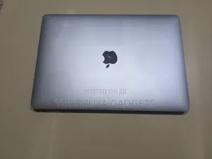 Laptop Apple MacBook Pro 2020 16GB Intel Core i7 SSD 1T