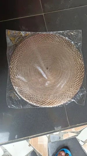 Golden Table Mat