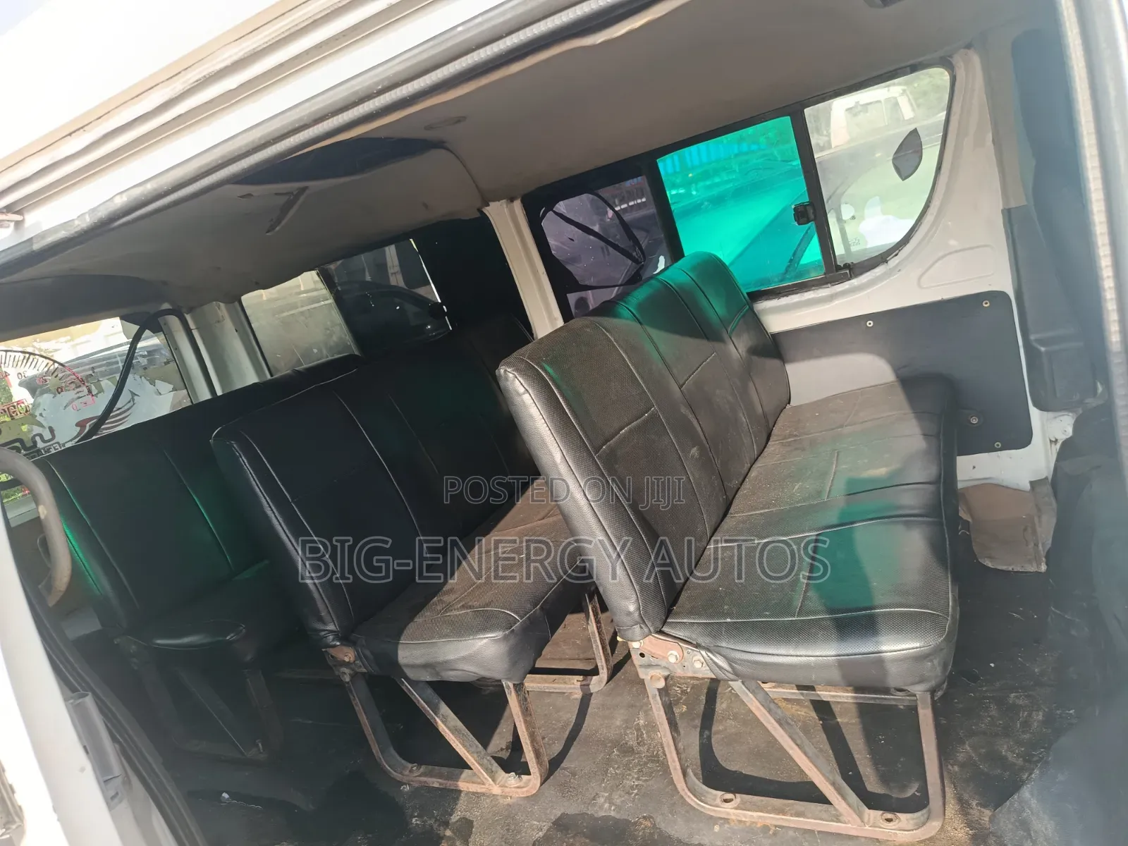 Toyota HiAce 2014 White