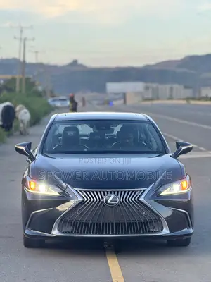 Lexus ES 2019 Black