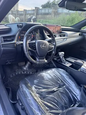 Lexus ES 2019 Black