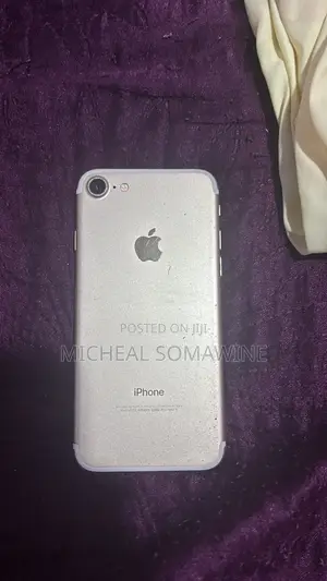 Apple iPhone 7 32 GB Gold