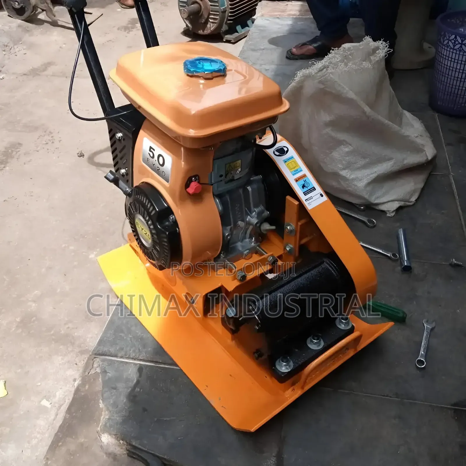 Robin EY20 Gasoline Engine Plate Compactor