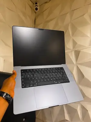 Laptop Apple MacBook Pro 2023 M2 16GB Apple M2 SSD 512GB