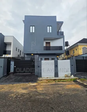 4bdrm Duplex in Ikeja GRA for sale