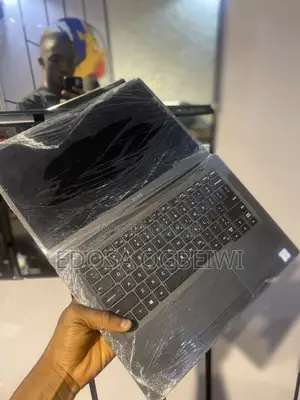 Laptop Dell Latitude 7300 8GB Intel Core i5 SSD 256GB