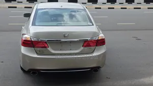 Honda Accord EX-L V-6 4dr Sedan FWD (3.5L 6cyl 6A) 2013 Gold