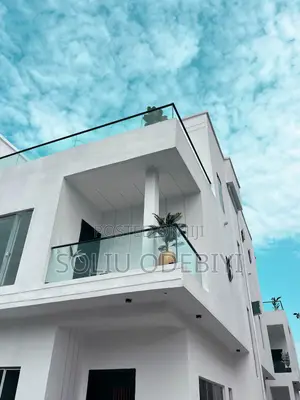 Furnished 5bdrm Duplex in Meadview Estate, Ogombo for sale