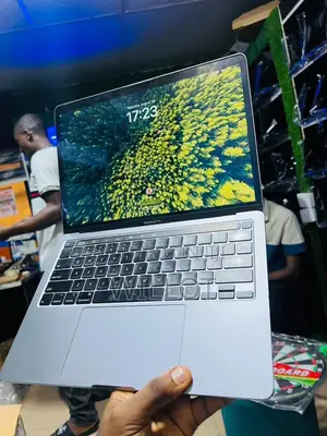 Laptop Apple MacBook 2020 16GB Intel Core i5 SSD 512GB