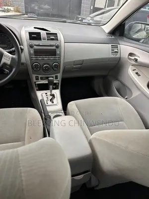 Toyota Corolla 2012 White