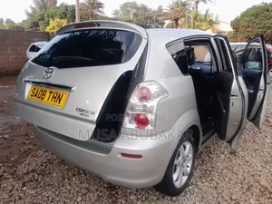 Toyota Corolla 2009 Silver