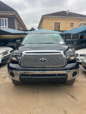 Toyota Tundra 2013 Black