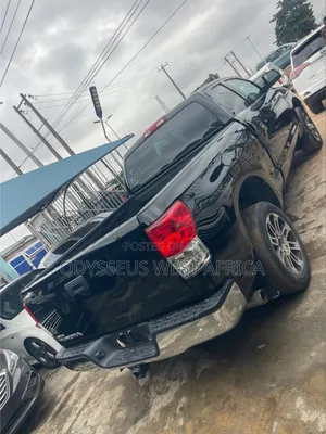 Toyota Tundra 2013 Black