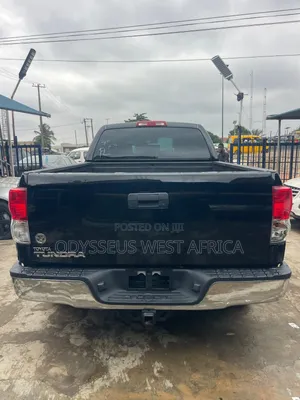 Toyota Tundra 2013 Black