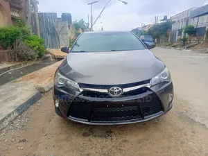 Toyota Camry 2017 Gray
