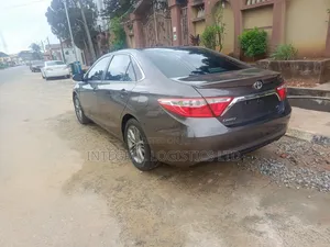 Toyota Camry 2017 Gray