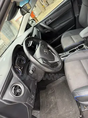 Toyota Corolla LE (1.8L 4cyl 2A) 2018 Gray