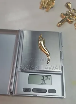 Italy 750 18karat Pure Gold