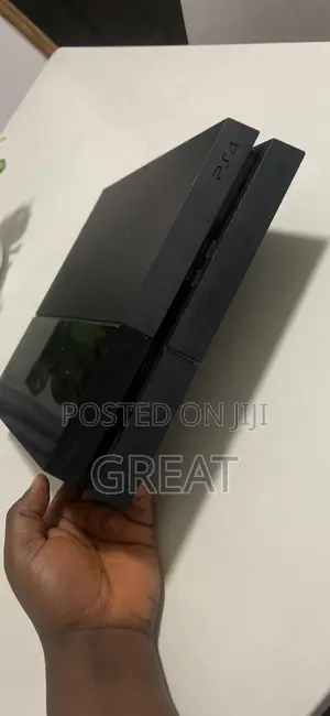 Neatly Used Ps4