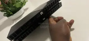 Neatly Used Ps4