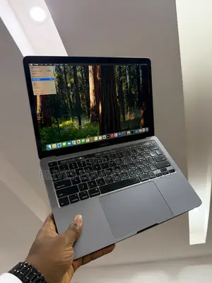 Laptop Apple MacBook Pro 2020 8GB Intel Core i5 SSD 512GB