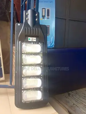 4 Eye Street Lights