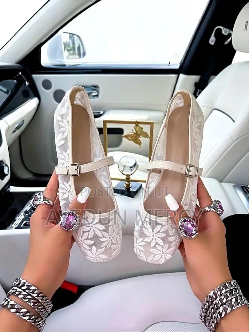 Flat Cotton Shoe