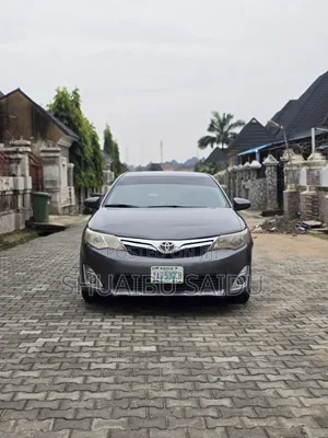 Toyota Camry 2013 Gray