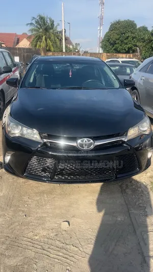Toyota Camry 2016 Blue