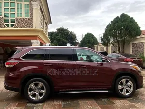 Toyota Highlander 2014 Burgundy