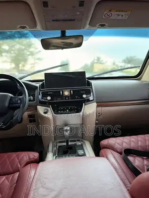 Toyota Land Cruiser 5.7 V8 VXR 2019 Black