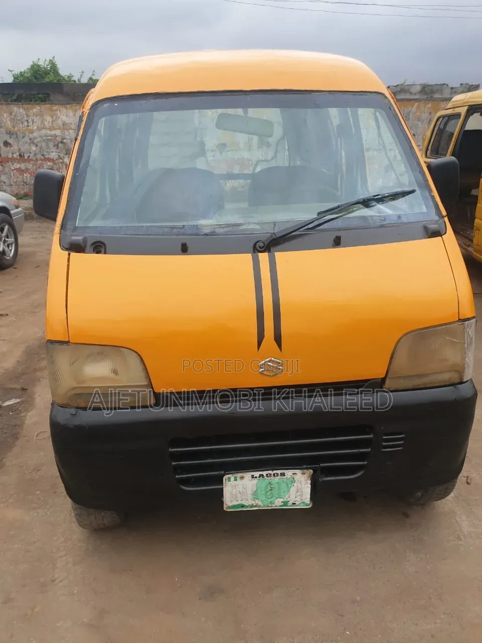 Suzuki APV Minibus 2010 Yellow
