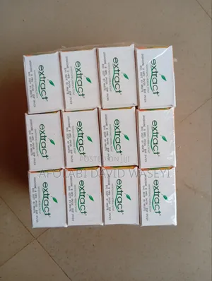 Extract Whitening Herbal Soap